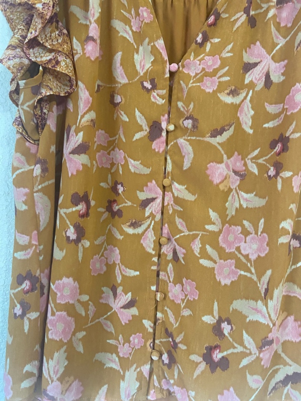 DR2 Floral Blouse - Picture 4 of 6